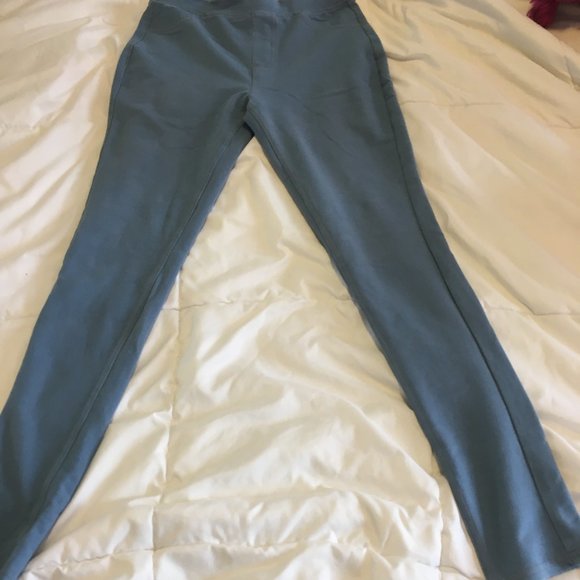 light wash jeggings - Picture 1 of 2